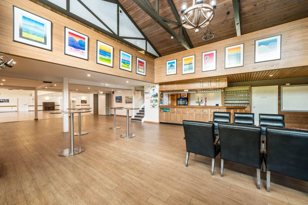 Lounge-with-Bar-and-Hall-scaled